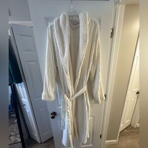 White robe